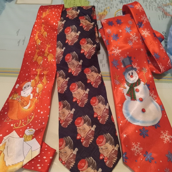 Christmas ties - Picture 4 of 12